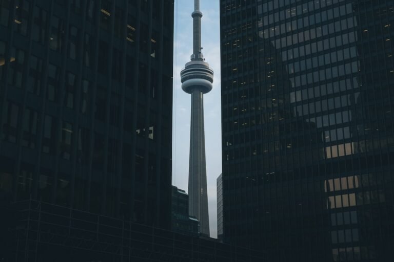 social media marketing specialist salary in canada