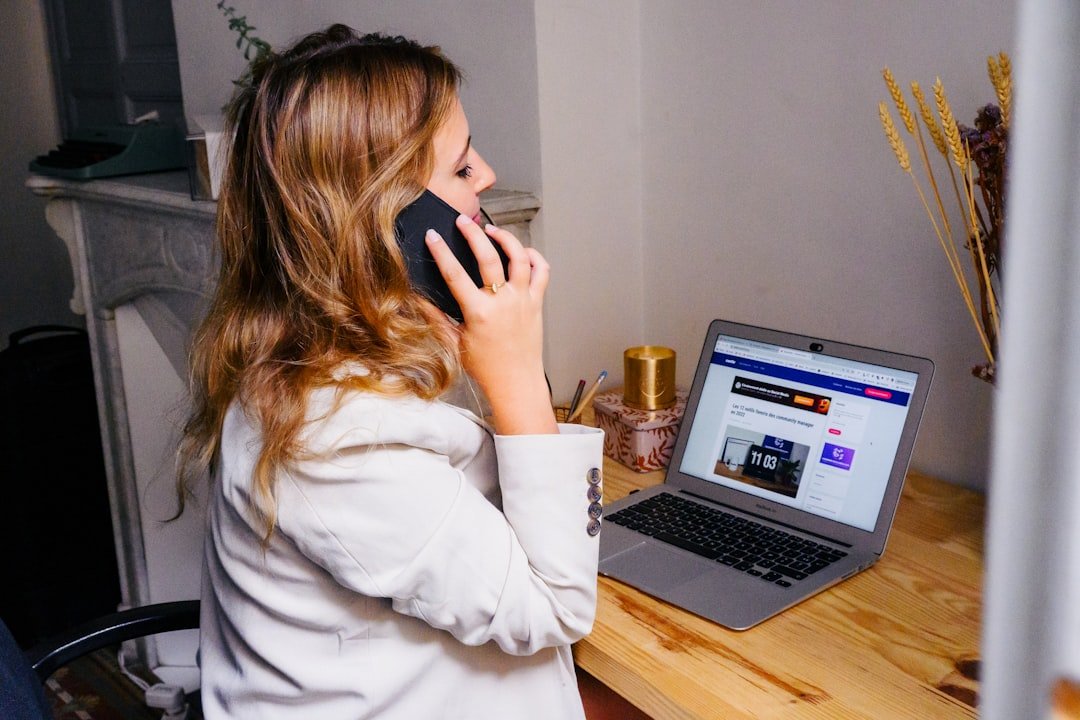 social media marketing tips reddit